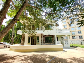 Hayati Apartment Villa